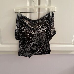 American Dream Scoop Neck Leopard Print Black Top Size S Women's Short Sleeve Bl